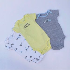 Carter’s Infant 3M 3pc Onesies Striped Printed